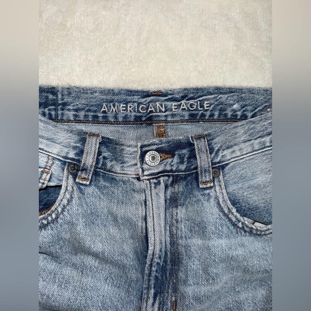 American Eagle Outfitters Light Blue Denim Jeans